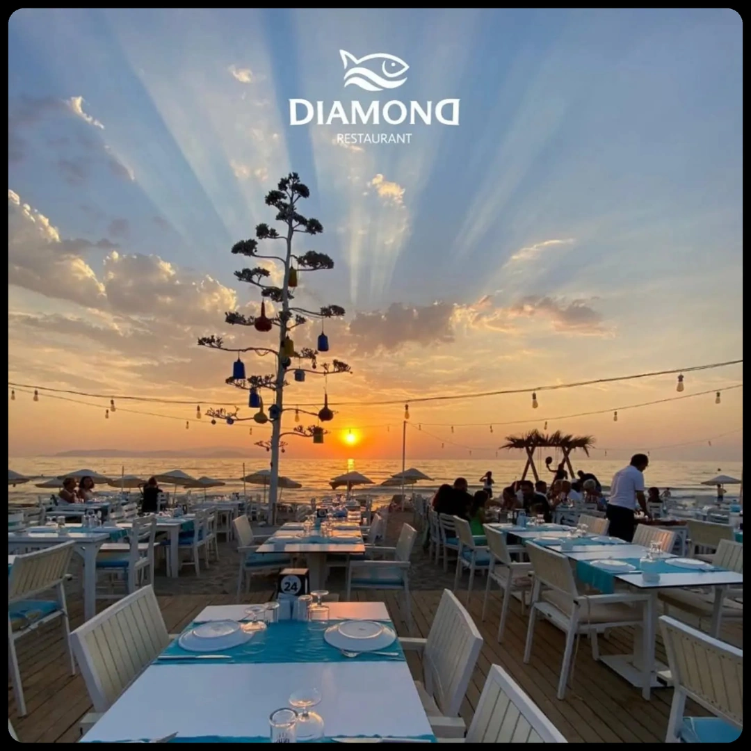 Diamond Restaurant Kuşadası — Kadıkalesi sahilinde deniz ürünleri masası